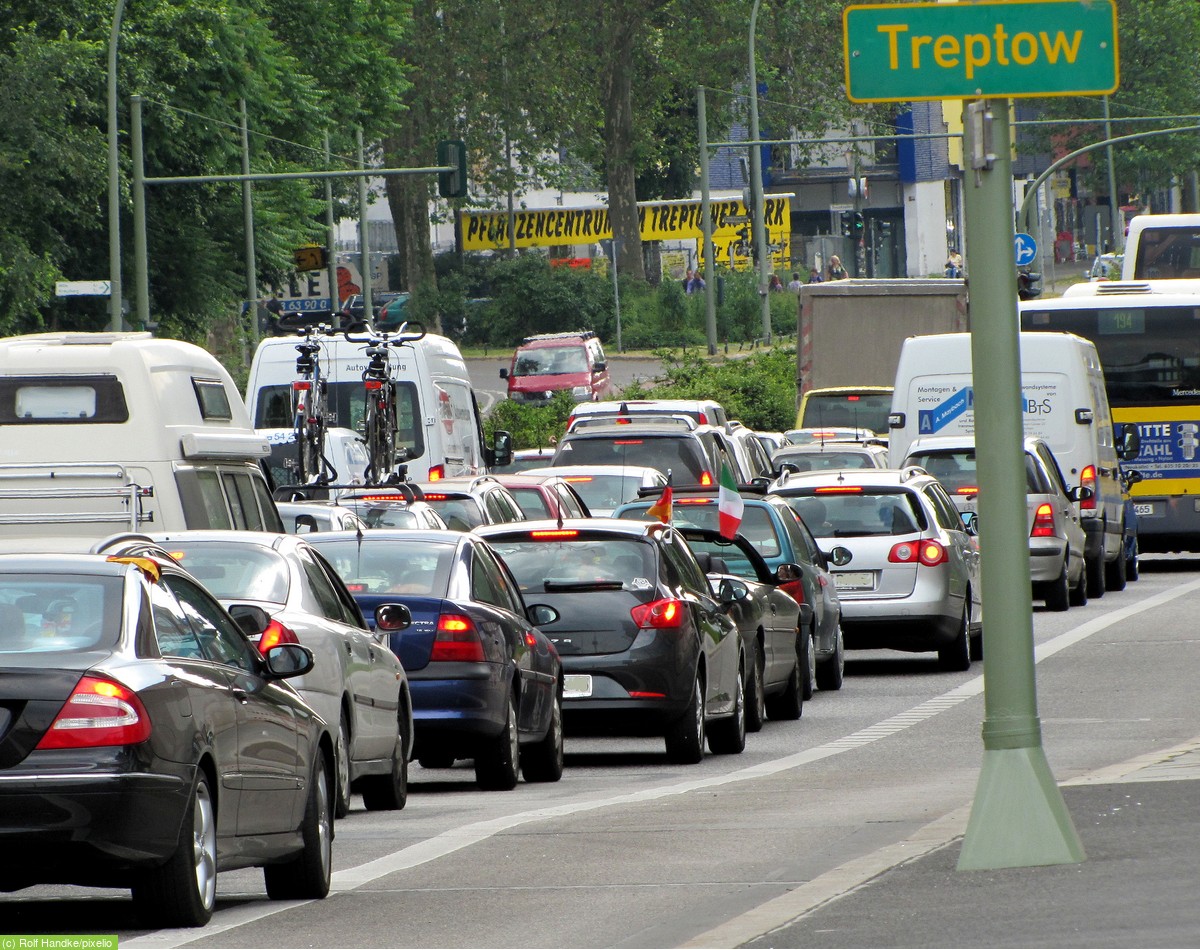 Feinstaub auf Straßen: So könnten Autos ihre Emissionen beseitigen - [GEO]